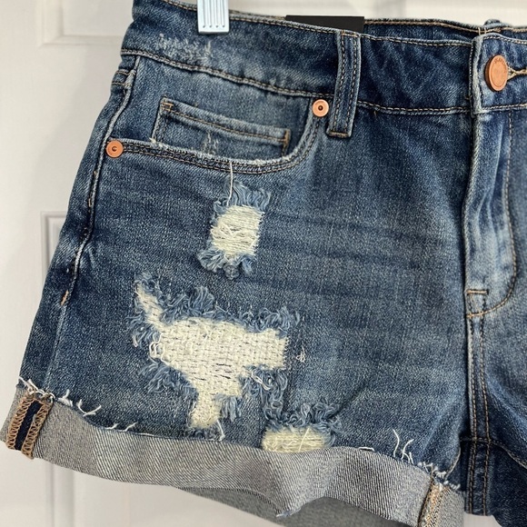 BLANK NYC The Fulton Distressed Roll Up Denim Jean Short NWT 27” - Picture 9 of 16